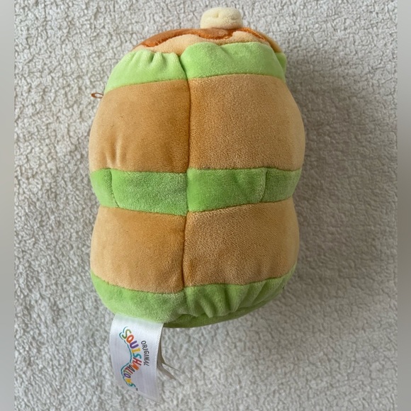 Squishmallows “brunch squad” pancake stack stuffy w/ butter syrup topping, small - Picture 4 of 5